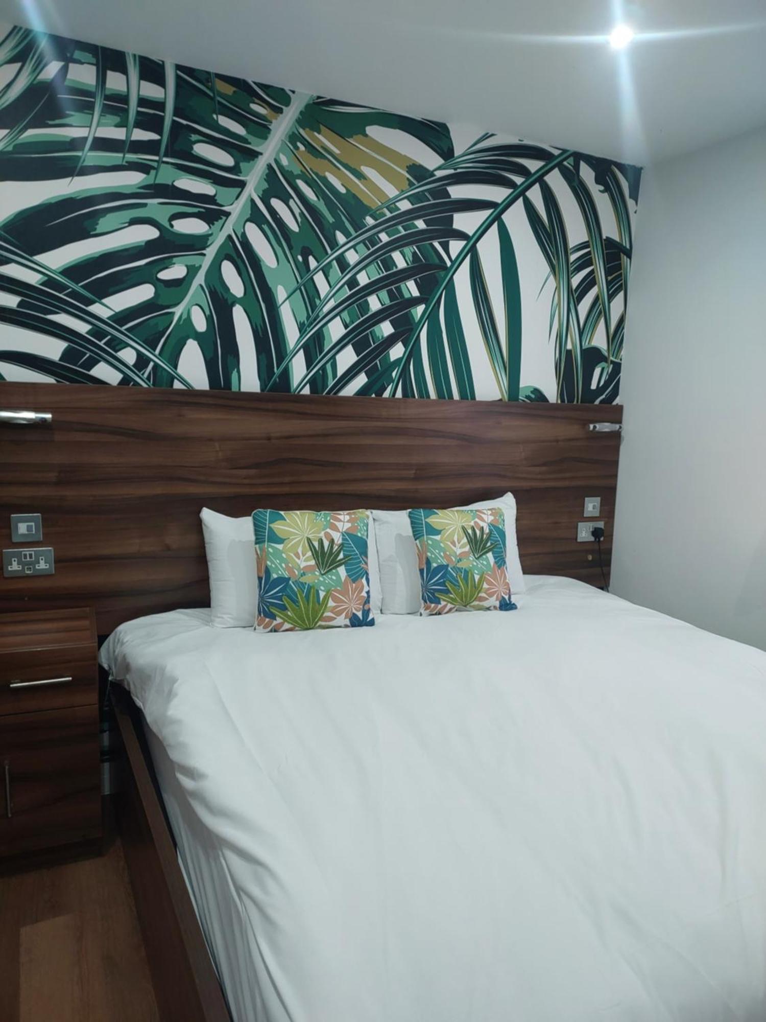 Heathrow-Windsor Guest House Σλόουθ Εξωτερικό φωτογραφία