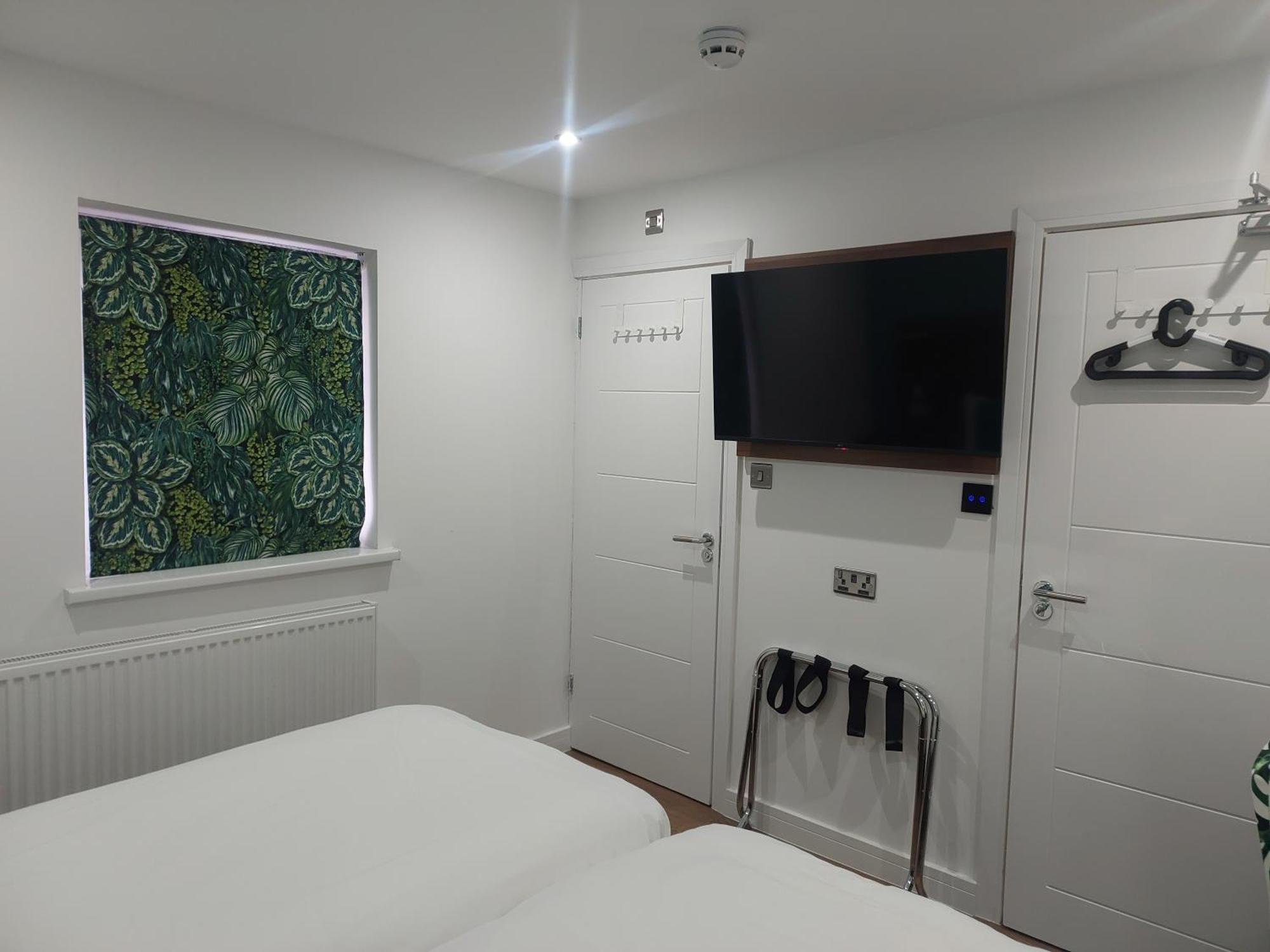 Heathrow-Windsor Guest House Σλόουθ Εξωτερικό φωτογραφία