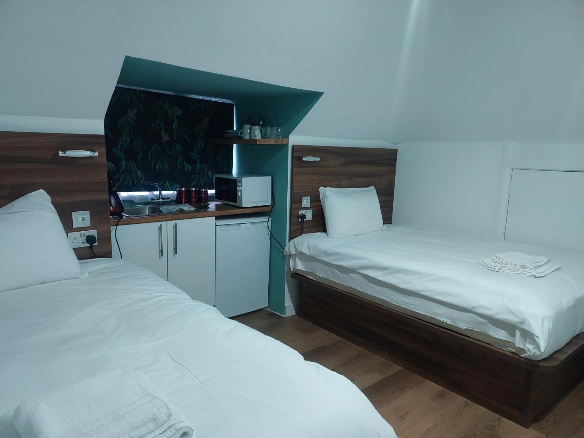 Heathrow-Windsor Guest House Σλόουθ Εξωτερικό φωτογραφία