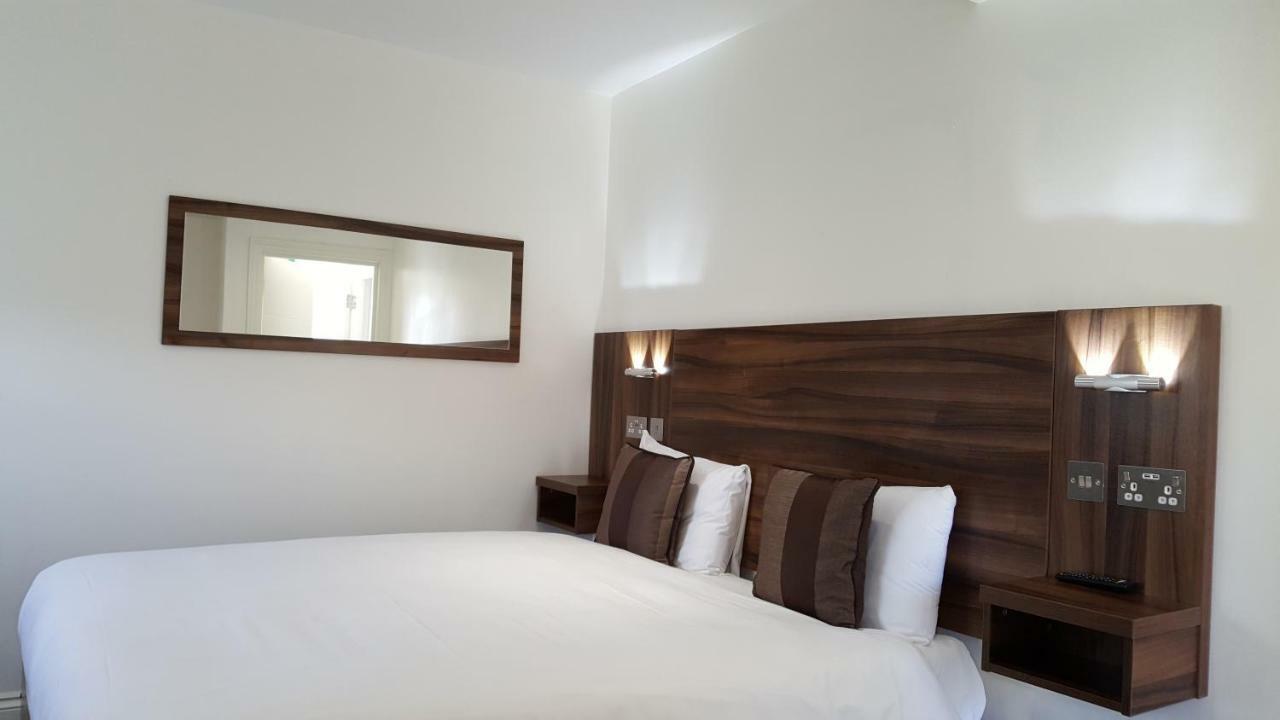 Heathrow-Windsor Guest House Σλόουθ Εξωτερικό φωτογραφία