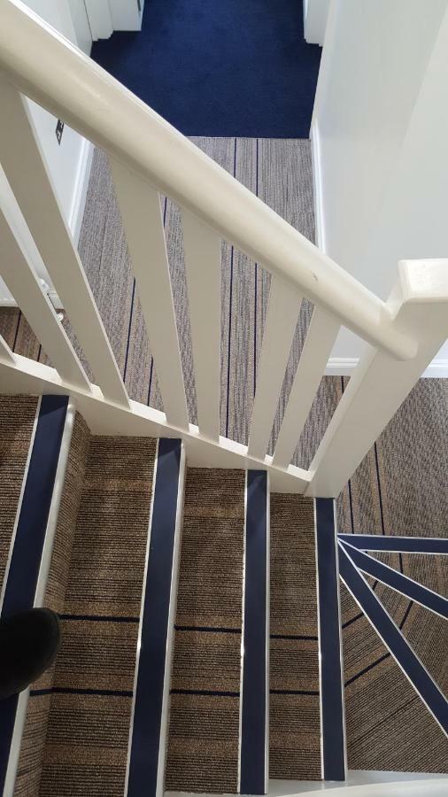 Heathrow-Windsor Guest House Σλόουθ Εξωτερικό φωτογραφία