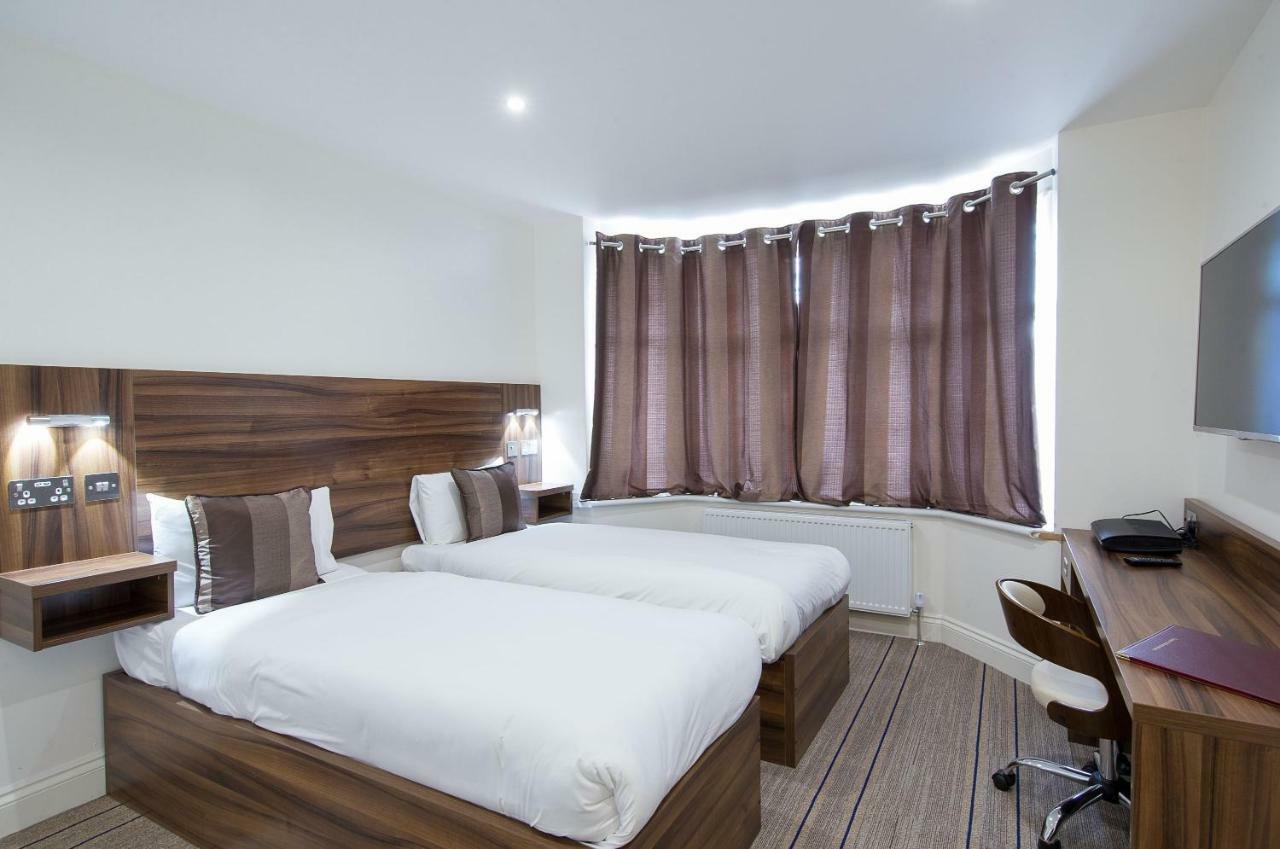 Heathrow-Windsor Guest House Σλόουθ Εξωτερικό φωτογραφία