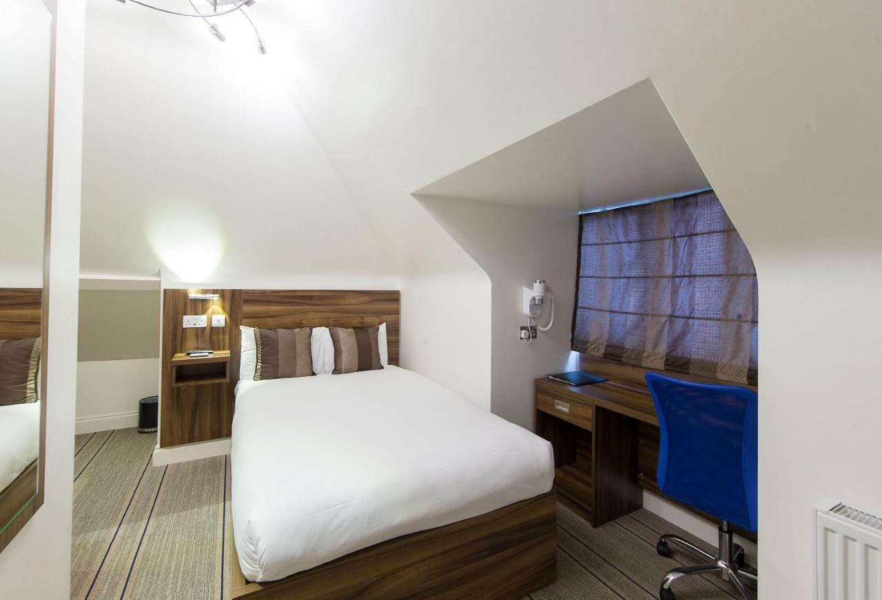 Heathrow-Windsor Guest House Σλόουθ Εξωτερικό φωτογραφία
