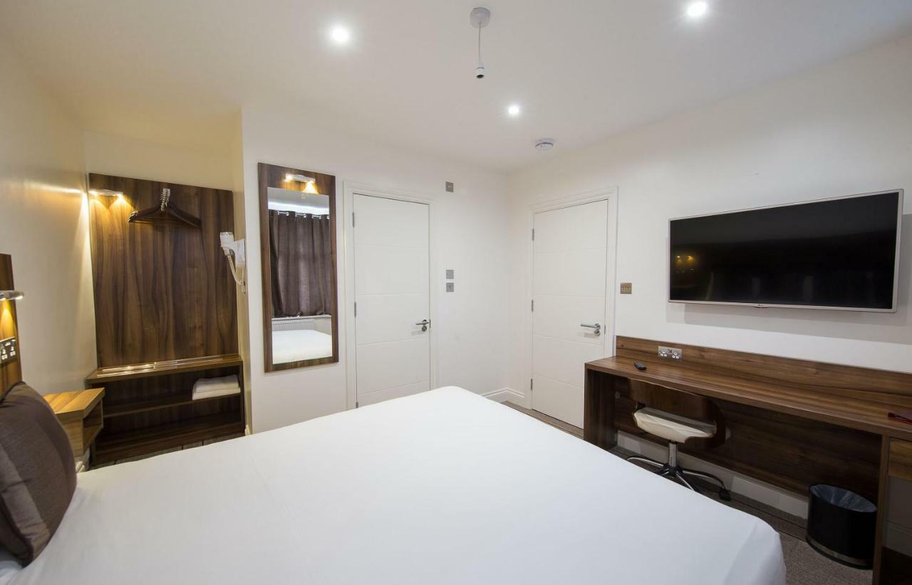 Heathrow-Windsor Guest House Σλόουθ Εξωτερικό φωτογραφία